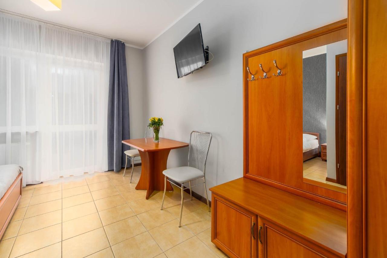 Awenturyn - Pokoje Apartamenty Noclegi Grzybowo غجيبوفو المظهر الخارجي الصورة